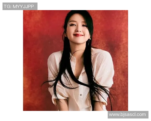 足球明星太太团的学历揭秘:她们背后的教育故事与人生选择